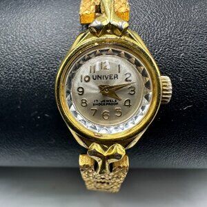Vintage Univer Watch Women Gold Tone Small Round Dial 16MM Manual Wind 7 Inch